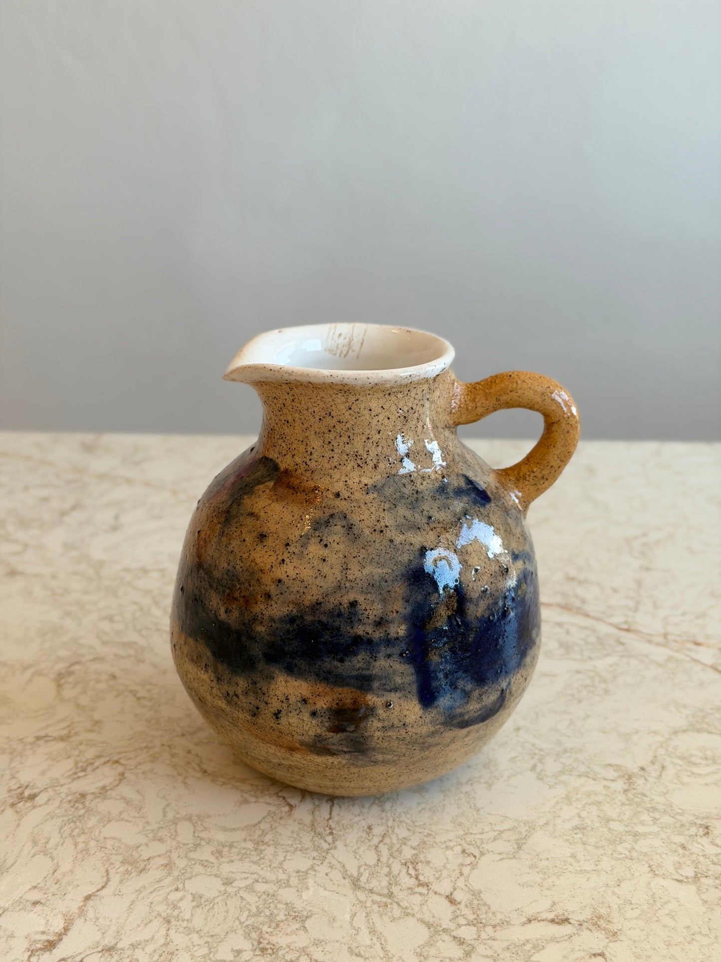 ROUND ARTISAN GLAZED CERAMIC