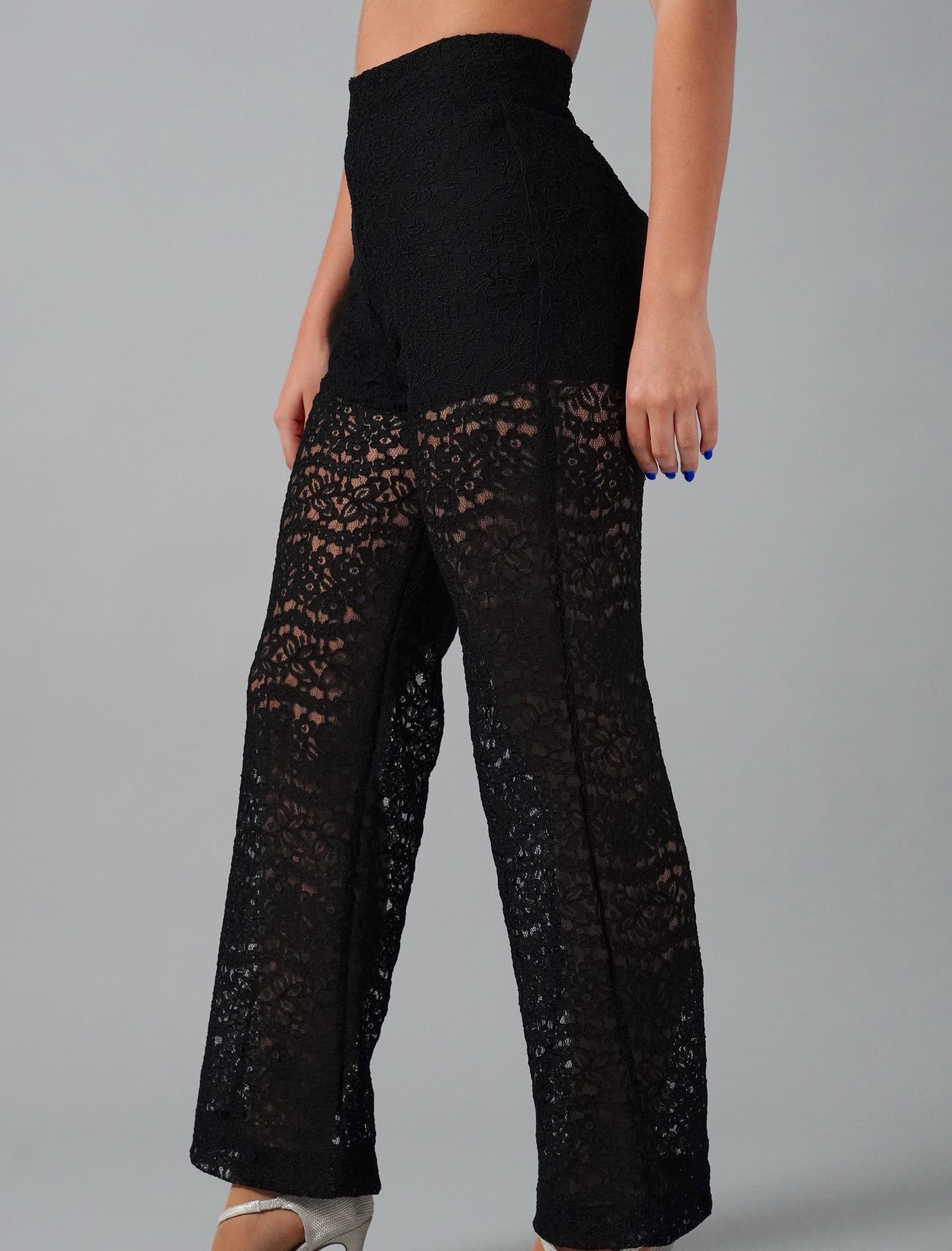 SENA FRENCH LACE BLACK