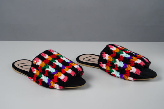 MULTICOLOR ARTISAN FLATS