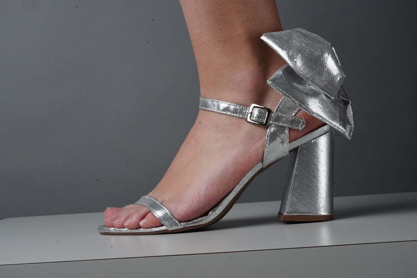 SILVER MOSCOW HEELS