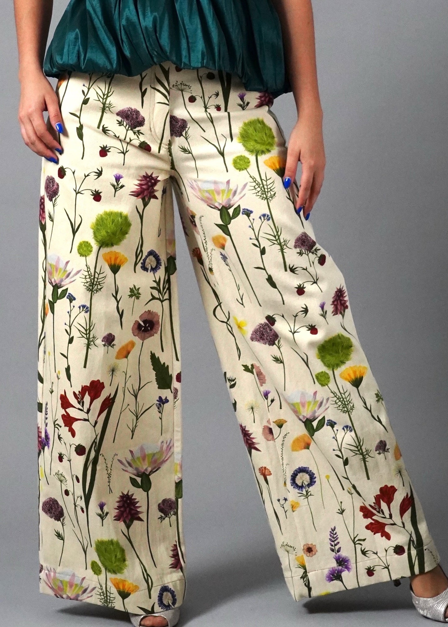 GARDEN FLOWER PANTS Medium