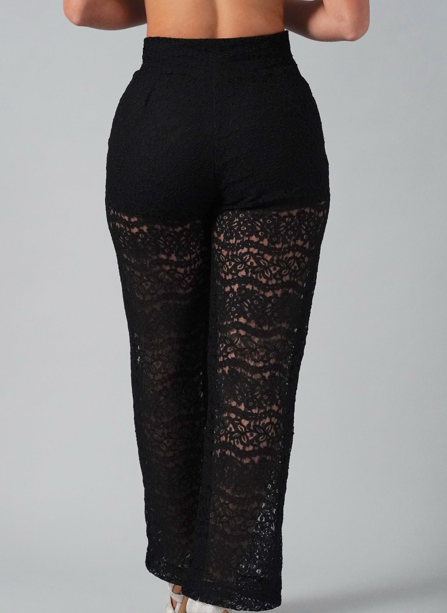 SENA FRENCH LACE BLACK