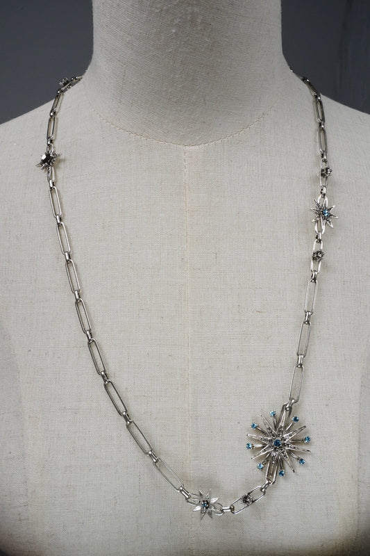 LONG SILVER STAR NECKLACE 10551